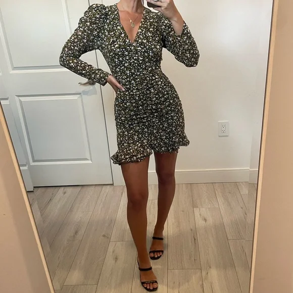 ASTR Ruched Mini Dress - Picture 8 of 16